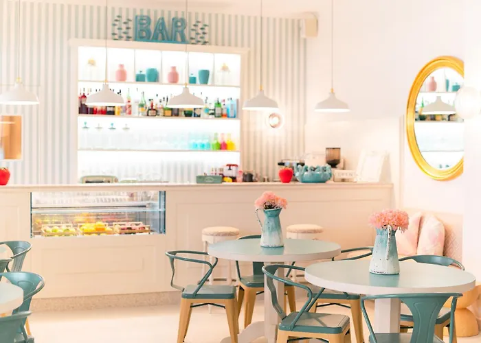 拉皮妮塔马雷酒店