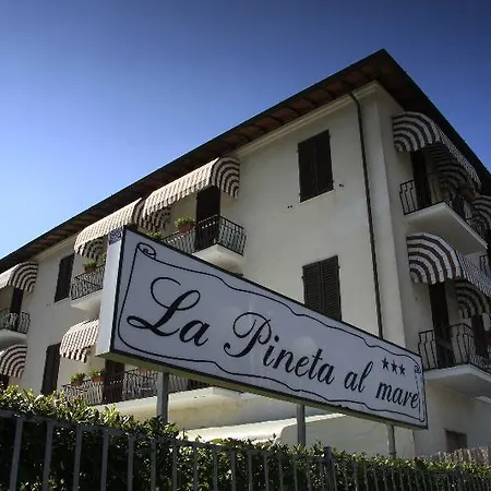 Hotel La Pineta Al Mare