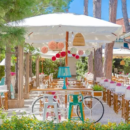 Hotel La Pineta Al Mare Forte dei Marmi