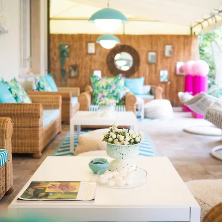 ホテル La Pineta Al Mare 3*